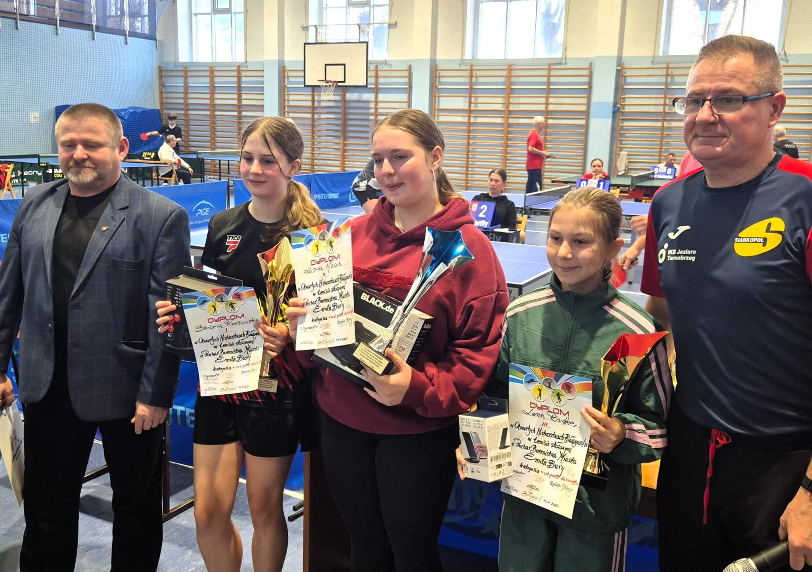 TURNIEJ TENISA STOŁOWEGO W BIAŁOGARDZIE