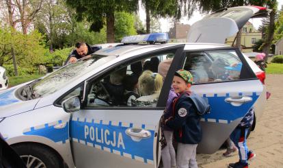 Policjanci pod Jarzębinką