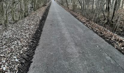 Pozimowe porządki na ścieżce rowerowej