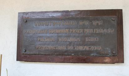 Tablica pamiątkowa w Borkowie