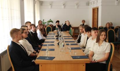 Pierwsze posiedzenie Młodzieżowej Rady Miejskiej Połczyna-Zdroju kadencji 2025–2027