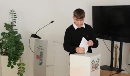 Pierwsze posiedzenie Młodzieżowej Rady Miejskiej Połczyna-Zdroju kadencji 2025–2027