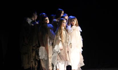 Spektakl teatralny pt. „OSTATNIE TYSIĄC MOTYLI” 