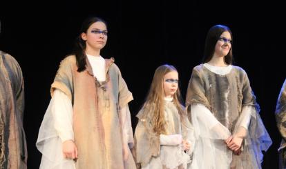 Spektakl teatralny pt. „OSTATNIE TYSIĄC MOTYLI” 