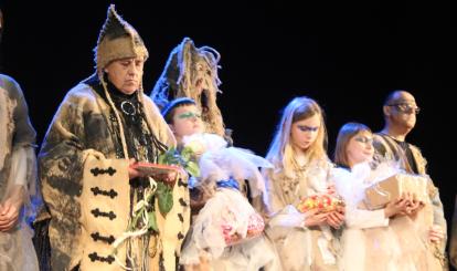 Spektakl teatralny pt. „OSTATNIE TYSIĄC MOTYLI” 