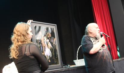 Spektakl teatralny pt. „OSTATNIE TYSIĄC MOTYLI” 