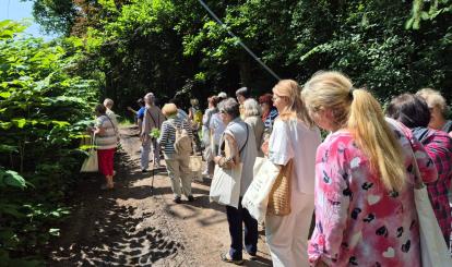 Stowarzyszenie terapii sztuką „Kolorowo Żyj” - spacer