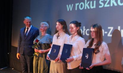 Uroczystość uhonorowania uczniów i nauczycieli za wyniki wspólnej pracy w roku szkolnym 2025/2026