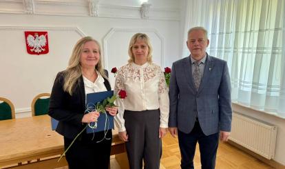 WRĘCZENIE NAGRÓD BURMISTRZA Z OKAZJI DNIA EDUKACJI NARODOWEJ 2026🌹