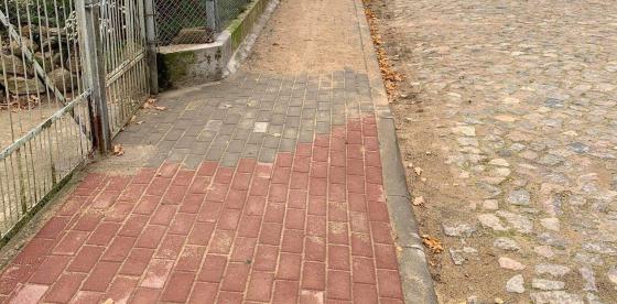 Buślary z nowym chodnikiem