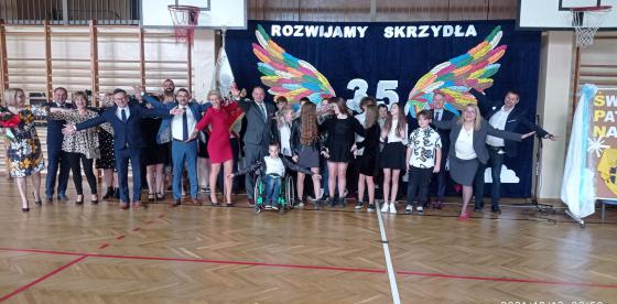 35 lat Szkoły Podstawowej w Redle