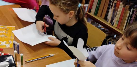 DZIEŃ MOTYLA W FILII BIBLIOTECZNEJ W REDLE