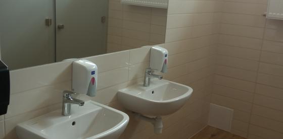 Odbiór prac remontowych łazienek szkolnych w SP nr 1