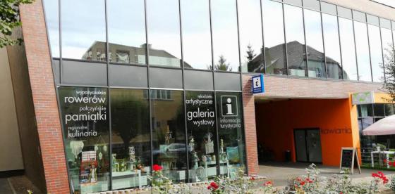 Informacja turystyczna Połczyn-Zdrój. Od 10 czerwca można tu porozmawiać również o założeniu gazu