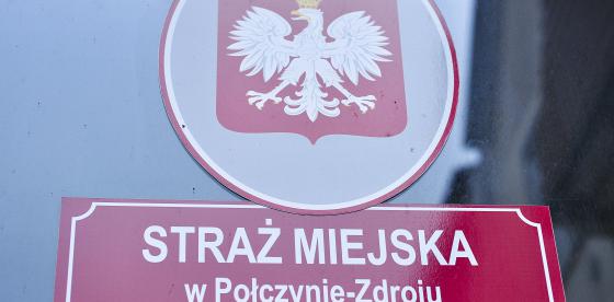 Tablica Straży Miejskiej w Połczynie-Zdroju