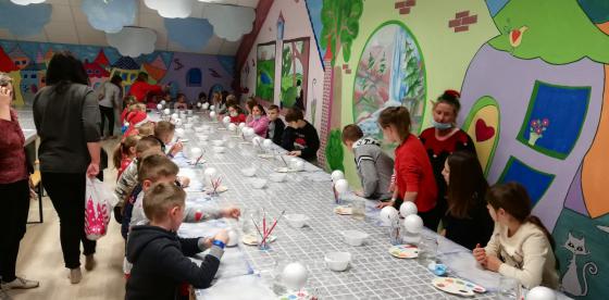 Warsztaty ozdabiania bombek 