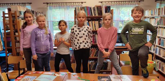KREATYWNE ZAJĘCIA W FILII BIBLIOTECZNEJ W REDLE