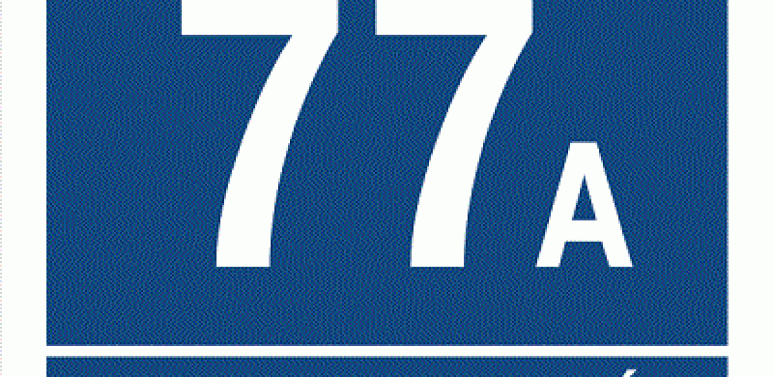 Tabliczka na terenie wiejskim bez nazw ulic