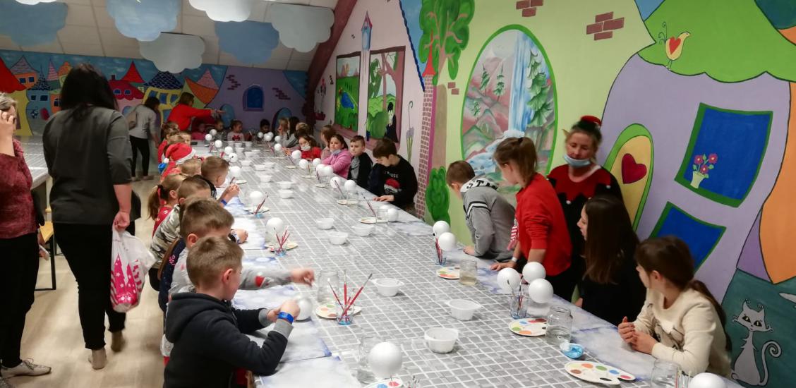 Warsztaty ozdabiania bombek 