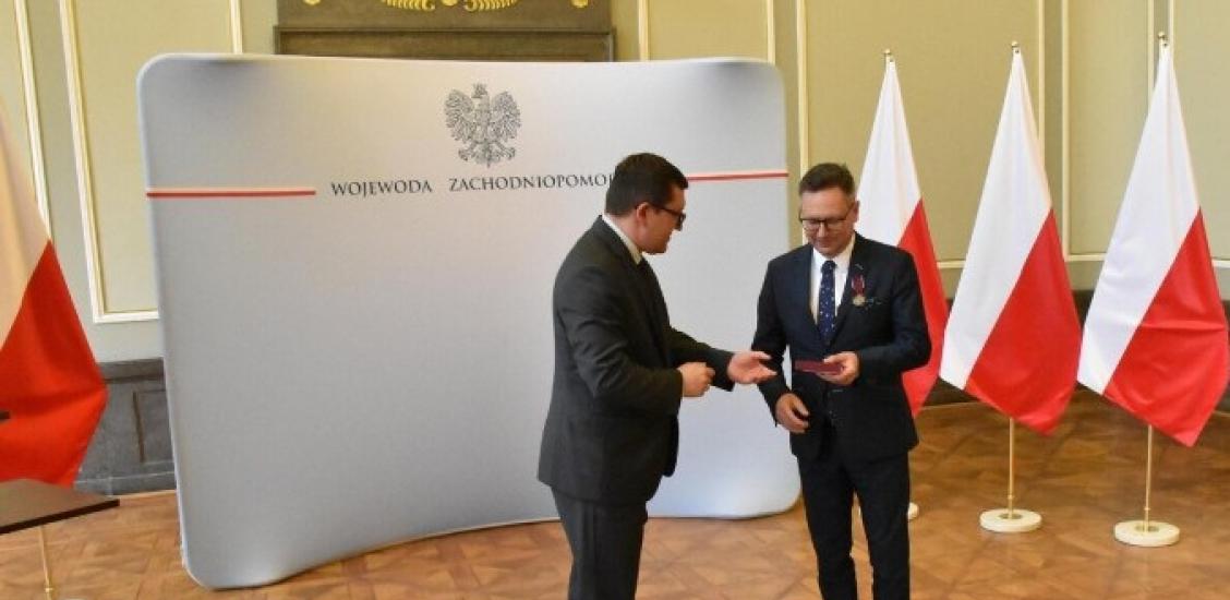 Bogdan Wachowiak odznaczony Brązowym Krzyżem Zasługi