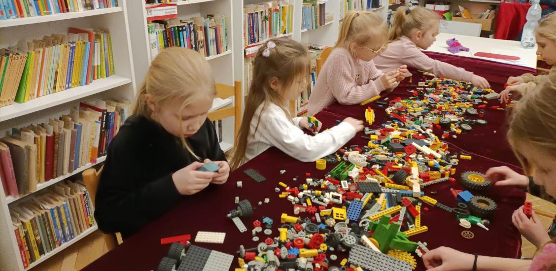 Zajęcia z okazji Międzynarodowy Dnia Lego