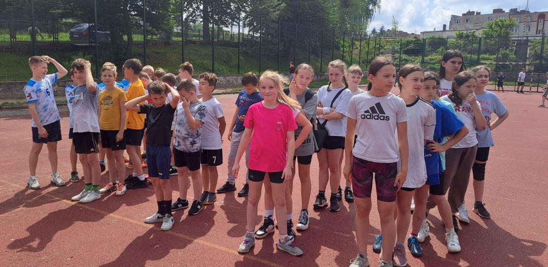 Mistrzostwa Powiatu Świdwińskiego w Drużynowym Trójboju Lekkoatletycznym Igrzysk Dzieci dziewcząt i chłopców