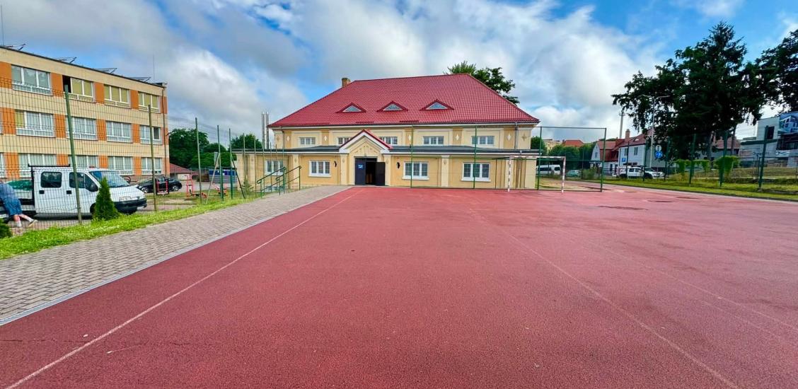 Remont boiska przy SP nr 1